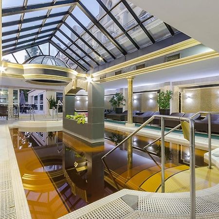 Hajdúszoboszló Hotel Aurum מראה חיצוני תמונה