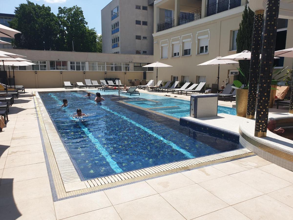 Hajdúszoboszló Hotel Aurum מראה חיצוני תמונה