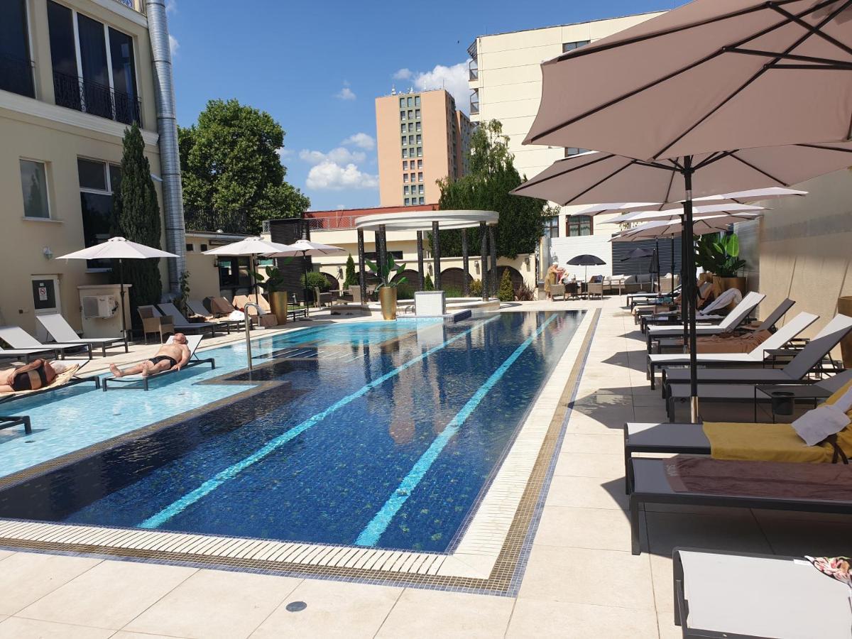 Hajdúszoboszló Hotel Aurum מראה חיצוני תמונה