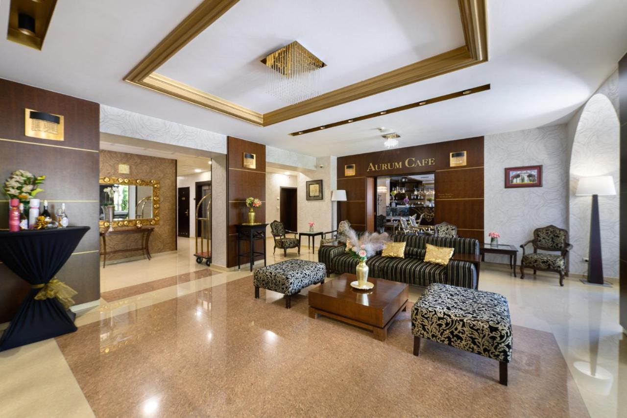 Hajdúszoboszló Hotel Aurum מראה חיצוני תמונה
