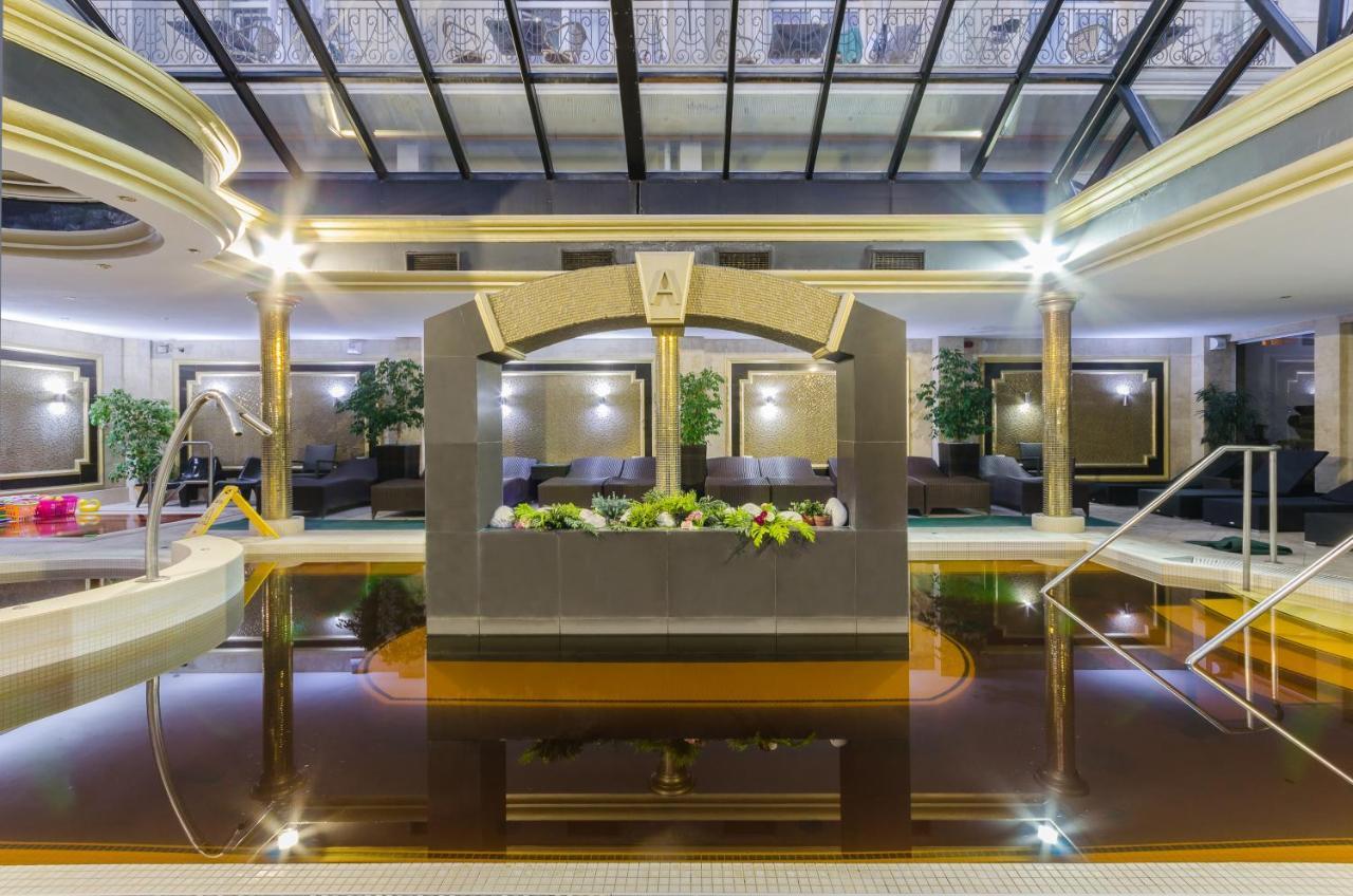 Hajdúszoboszló Hotel Aurum מראה חיצוני תמונה