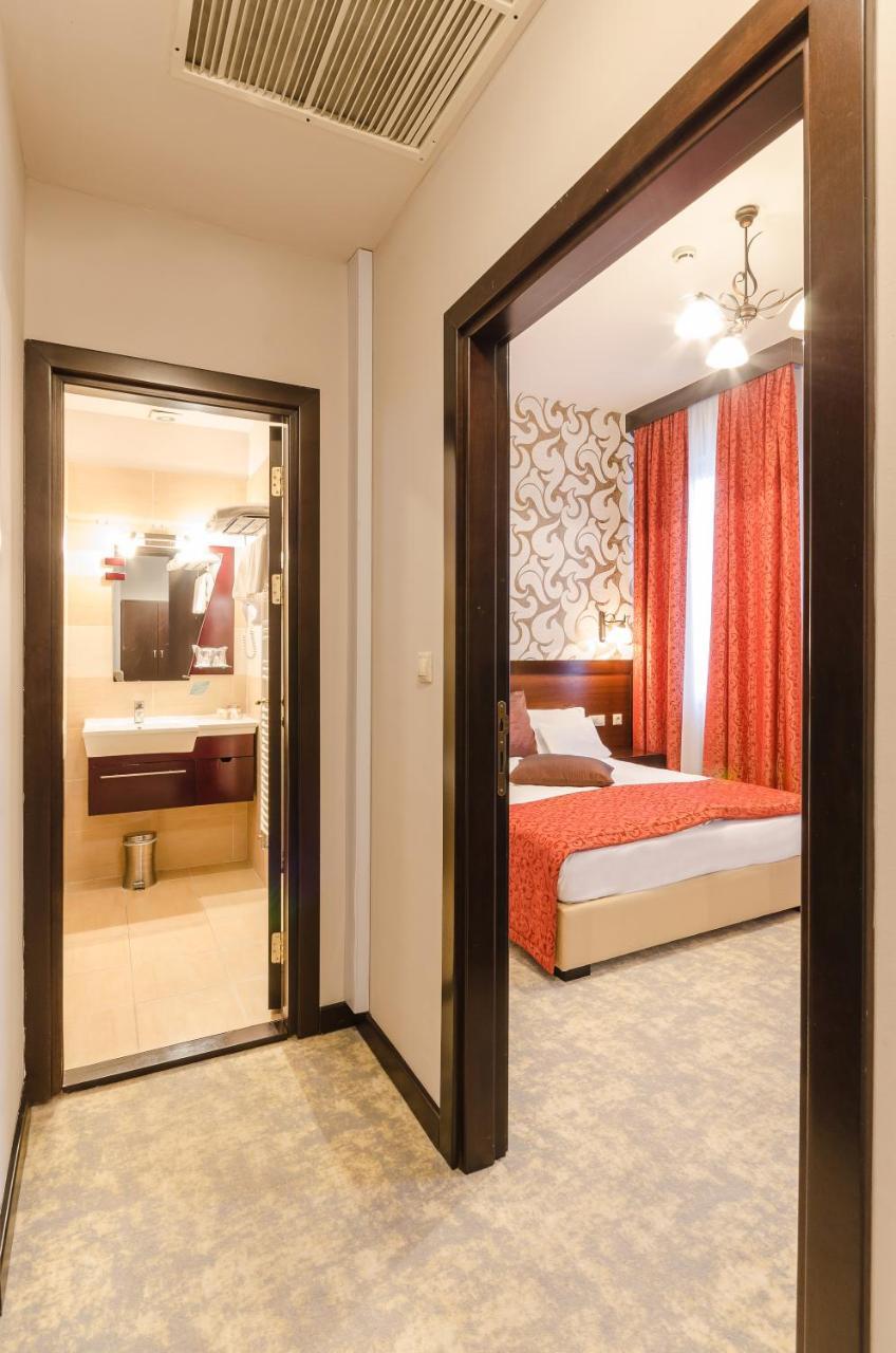 Hajdúszoboszló Hotel Aurum מראה חיצוני תמונה