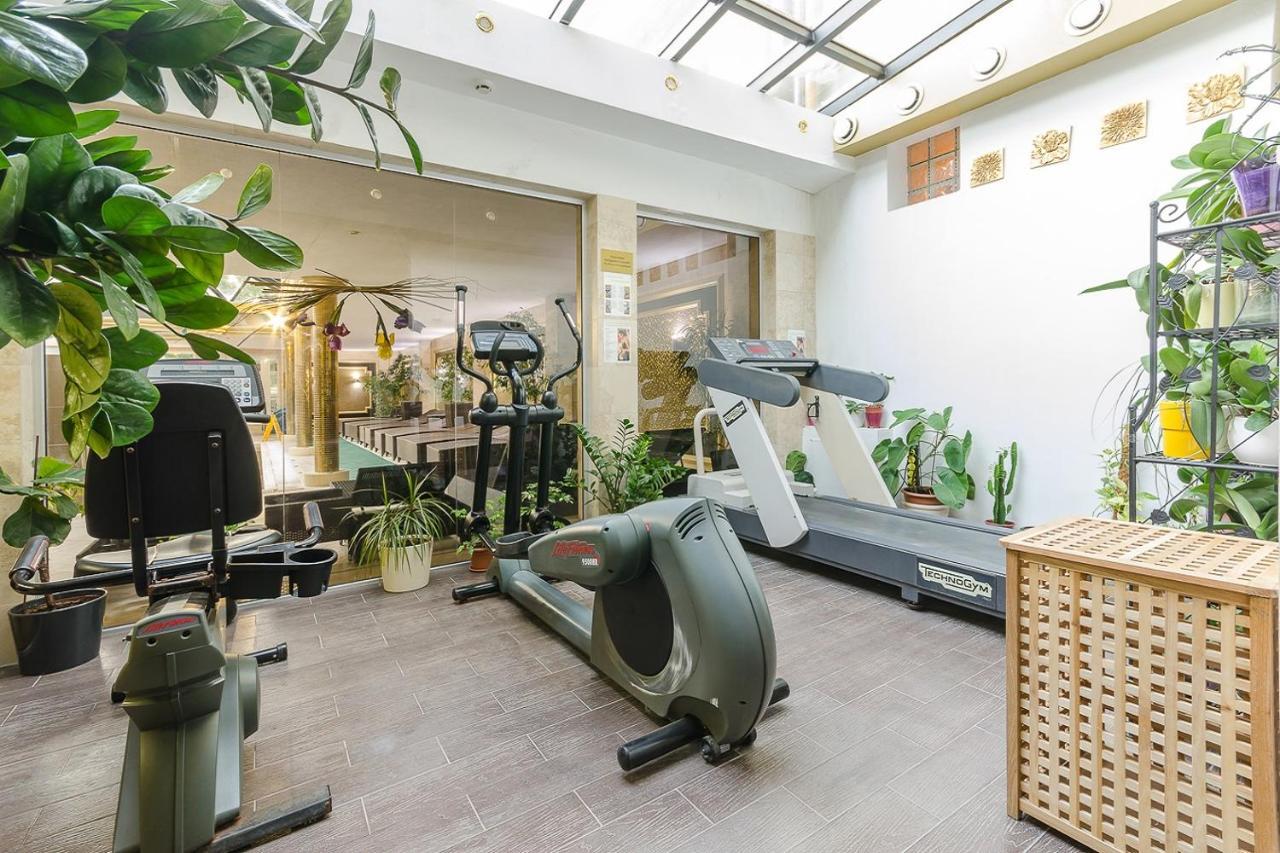 Hajdúszoboszló Hotel Aurum מראה חיצוני תמונה